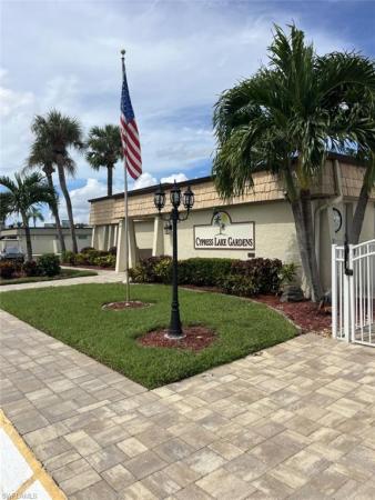 Cypress Lake Gardens, 99 Bennington Dr, Fort Myers, Florida 33919, image 1