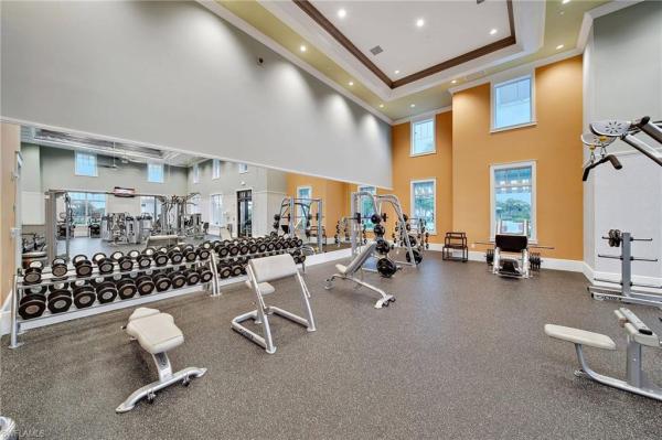 6487 Warwick Ave, Naples, Florida 34113, image 1