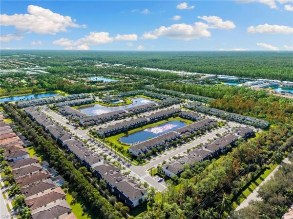 Vanderbilt Reserve, 7606 Rockefeller Dr, Naples, Florida 34119, image 1