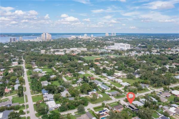 Foleys Highland Park, 1640 Hanson St, Fort Myers, Florida 33901, image 1