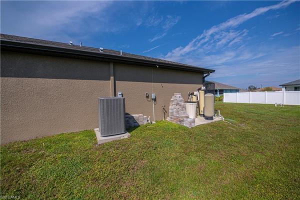 Cape Coral Residential, 2203 10th St, Cape Coral, Florida 33993, image 1