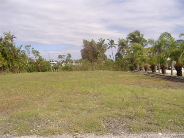 Serenity Cove, 5208 Martin Cv, Bokeelia, Florida 33922, image 1