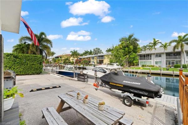 1605 Chesapeake Ave #4, Naples, Florida 34102, image 1
