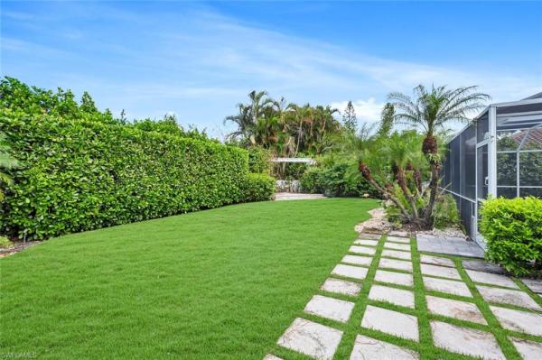 Park Place At Park Shore, 755 Southern Pines Dr, Naples, Florida 34103, image 1