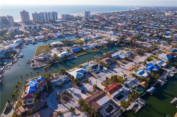 Fairview Isles, 20 Sunview Blvd, Fort Myers Beach, Florida 33931, image 1