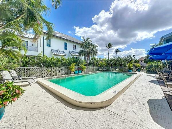 1065 S 8th St #203, Naples, Florida 34102, image 1