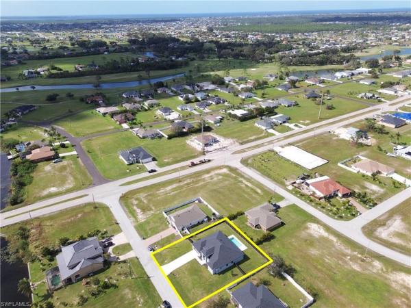 Cape Coral Residential, 2405 15th St, Cape Coral, Florida 33993, image 3