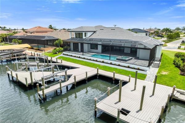 Cape Coral Residential, 1600 44th Ave, Cape Coral, Florida 33993, image 2