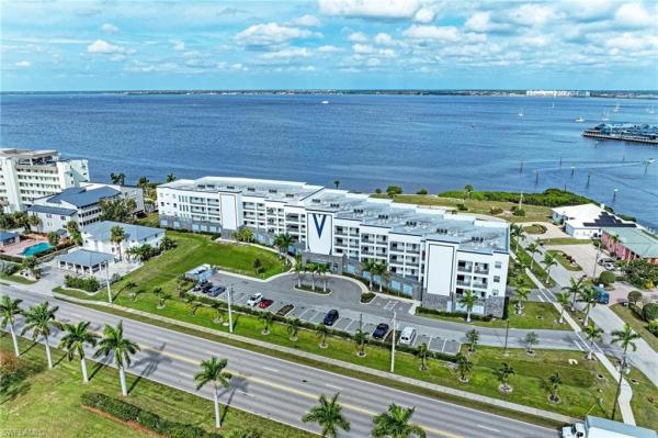 1425 Park Beach Cir #127, Punta Gorda, Florida 33950, image 1