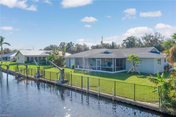 Paradise Shores, 14932 Randolph Dr, Fort Myers, Florida 33905, image 2