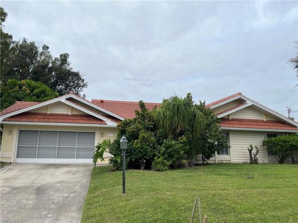 Country Club Estates, 1405 Ford Cir, Lehigh Acres, Florida 33936, image 1
