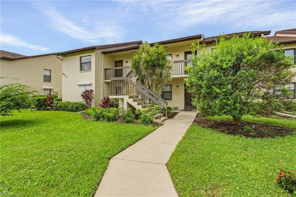 Central Park South, 9295 Lake Park Dr #201, Fort Myers, Florida 33919, image 1
