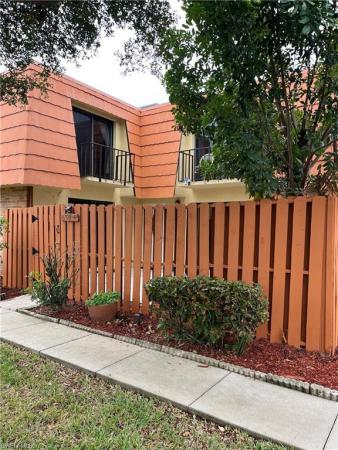 Parkwoods, 1708 Park Meadows Dr #4, Fort Myers, Florida 33907, image 3