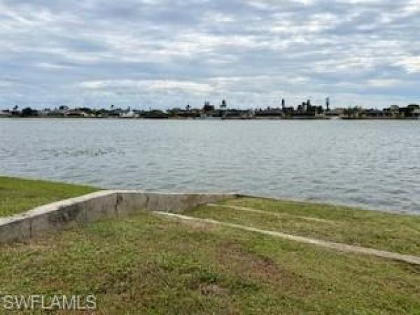 Cape Coral, 1812 2nd Ter, Cape Coral, Florida 33990, image 1