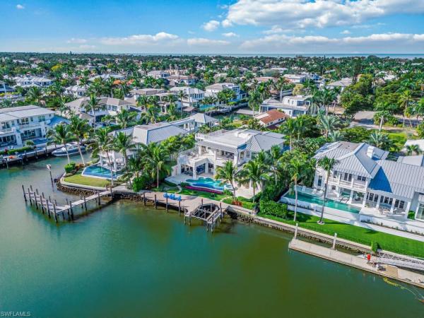 Aqualane Shores, 696 S 15th Ave, Naples, Florida 34102, image 1