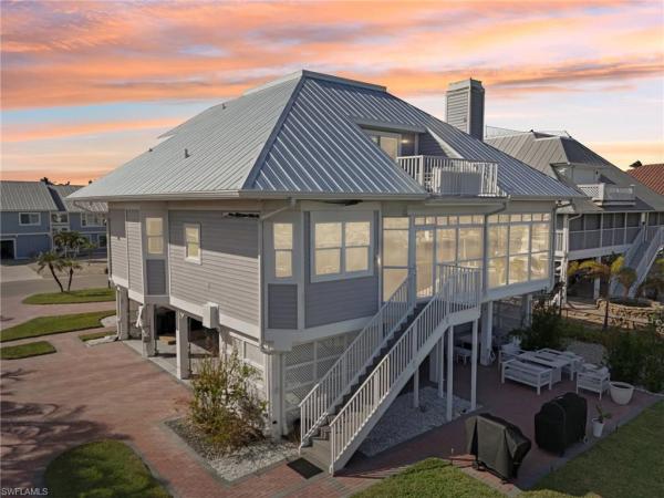 Siesta Isles, 18323 Deep Passage Ln, Fort Myers Beach, Florida 33931, image 1