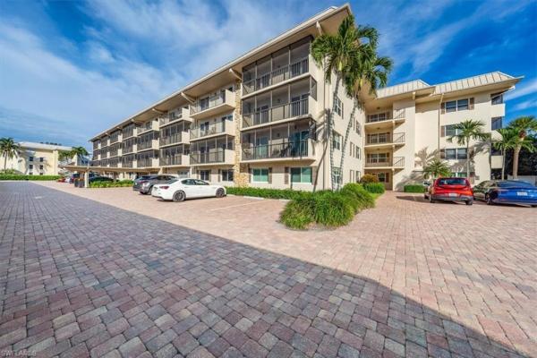 Coquina Club, 3200 N Gulf Shore Blvd #115, Naples, Florida 34103, image 2