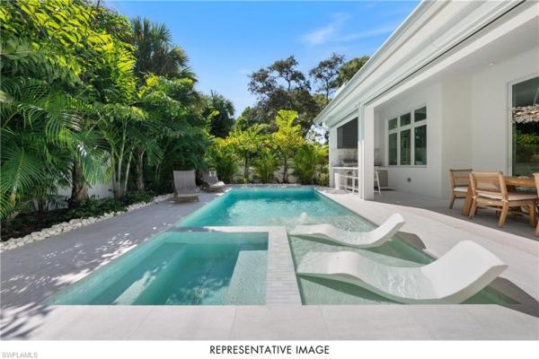 Oak Knoll, 1105 Hollygate Ln, Naples, Florida 34103, image 2