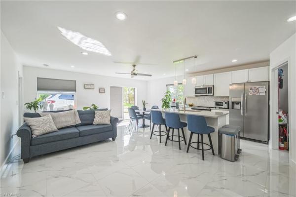 Oakes Estates, 1125 Oakes Blvd, Naples, Florida 34119, image 1