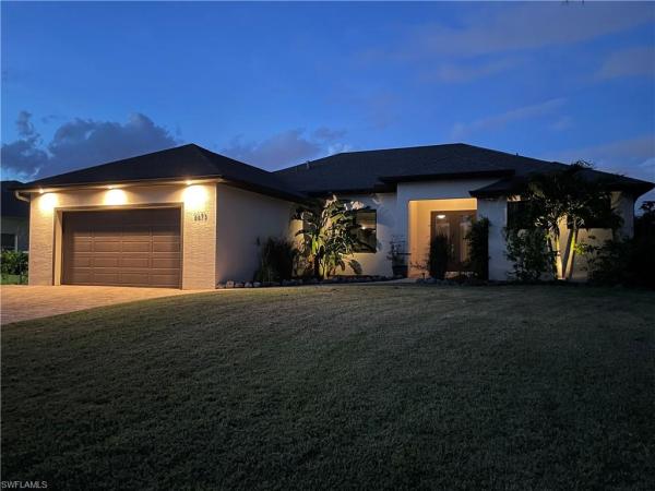Florimond Manor, 6673 Fairview St, Fort Myers, Florida 33966, image 1