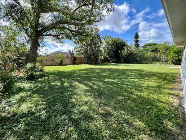 Willoughby Acres, 140 Mentor Dr, Naples, Florida 34110, image 1