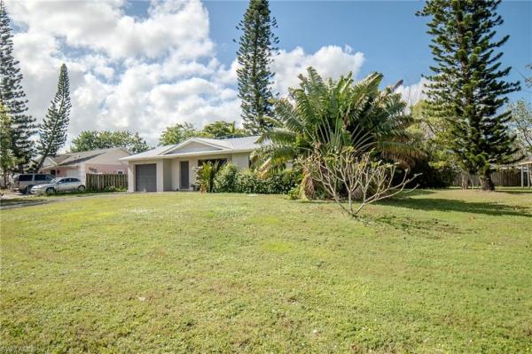 Golden Gate, 2201 SW 52nd Ln, Naples, Florida 34116, image 1