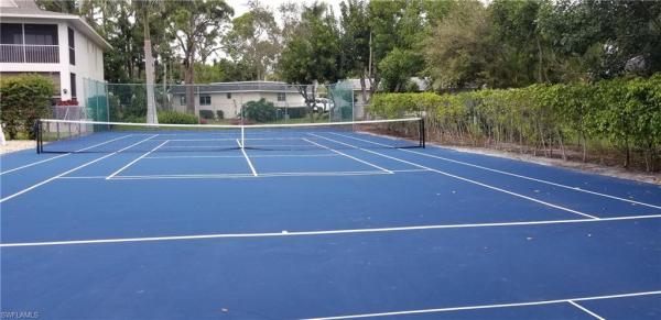 Royal Arms, 1747 Sandpiper St #B, Naples, Florida 34102, image 1