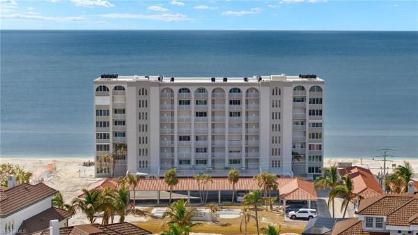 Casa Bonita 1, 26000 Hickory Blvd #204, Bonita Springs, Florida 34134, image 1