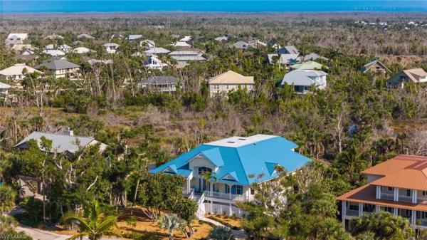 Lane Cochran, 4352 Gulf Dr, Sanibel, Florida 33957, image 1