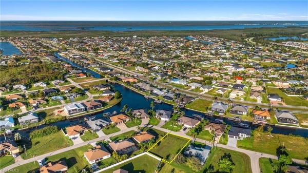 Cape Coral Residential, 2709 24th Ave, Cape Coral, Florida 33914, image 2
