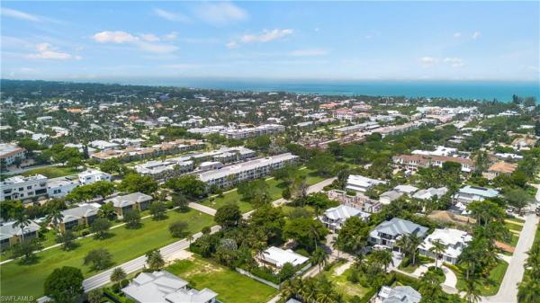 Olde Naples, 1135 S 7th St, Naples, Florida 34102, image 1