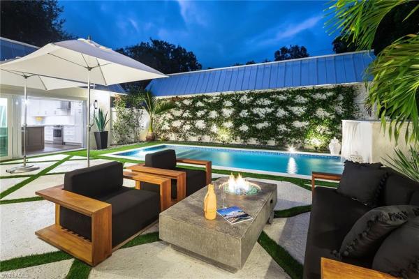 Seagate Villas At Park Shore, 4834 West Blvd, Naples, Florida 34103, image 1