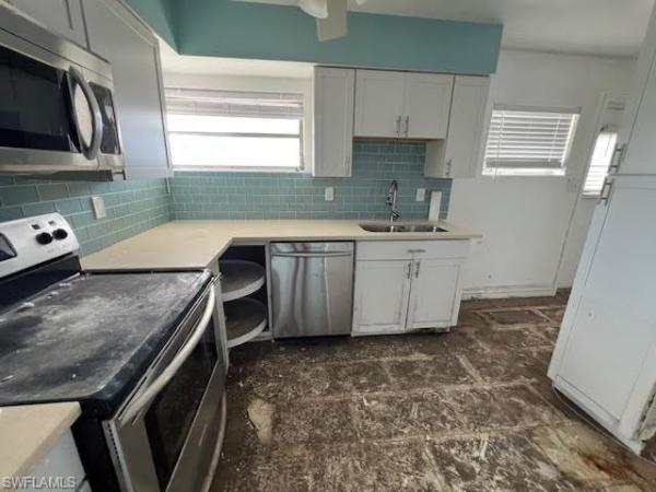 Cleaves Corner, 8140 Cleaves Rd, North Fort Myers, Florida 33903, image 1