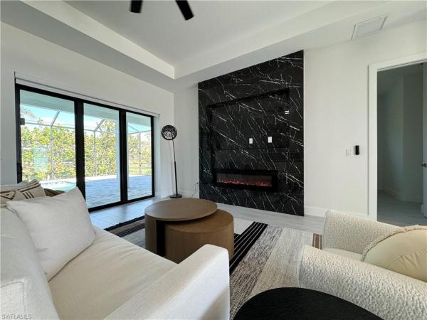 Cape Coral Residential, 1827 39th St, Cape Coral, Florida 33914, image 2
