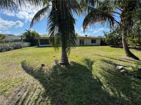 Willoughby Acres, 115 Willoughby Dr, Naples, Florida 34110, image 2
