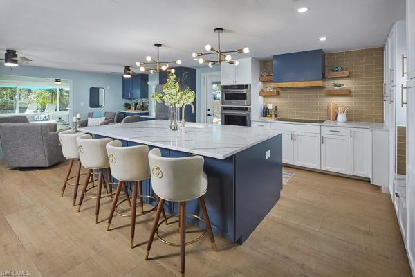 Gulf Shores, 2736 Riverview Dr, Naples, Florida 34112, image 1