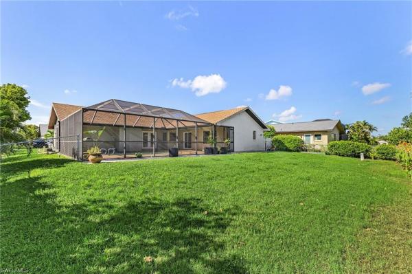 Island Park Woodlands, 6030 Perthshire Ln, Fort Myers, Florida 33908, image 3