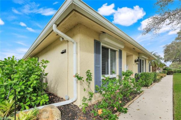 35 Glades Blvd #1502, Naples, Florida 34112, image 1