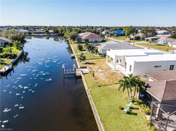 Cape Coral, 526 4th St, Cape Coral, Florida 33990, image 1