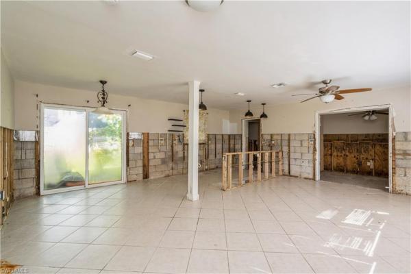 Dean Park, 2705 Michigan Ave, Fort Myers, Florida 33916, image 1