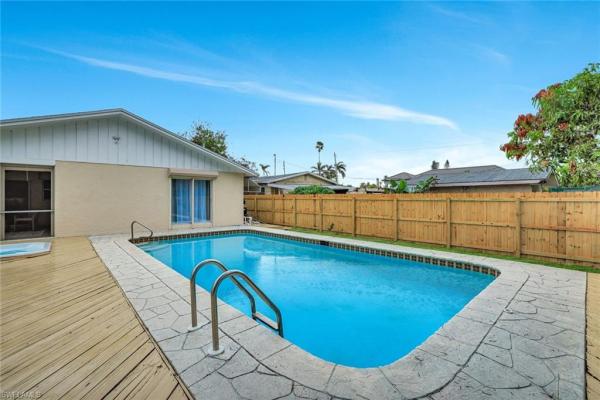 Naples Park, 807 N 108th Ave, Naples, Florida 34108, image 2