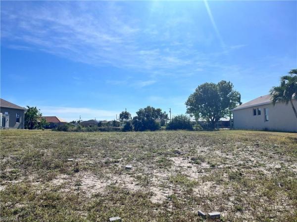 Cape Coral, 1202 18th Ter, Cape Coral, Florida 33993, image 1