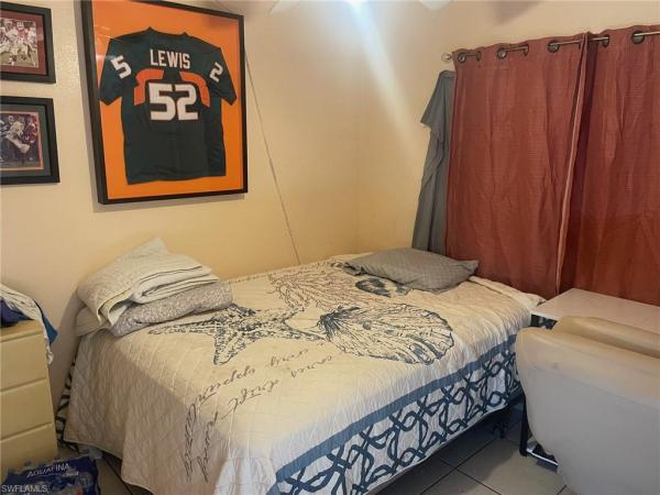 Hallendale, 3129 Woodside Ave, Naples, Florida 34112, image 2