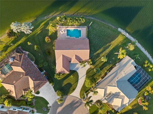 Berkshire Lakes, 6752 N Compton Ln, Naples, Florida 34104, image 1