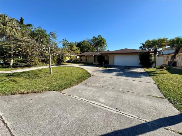 2550 N 10th St, Naples, Florida 34103, image 1