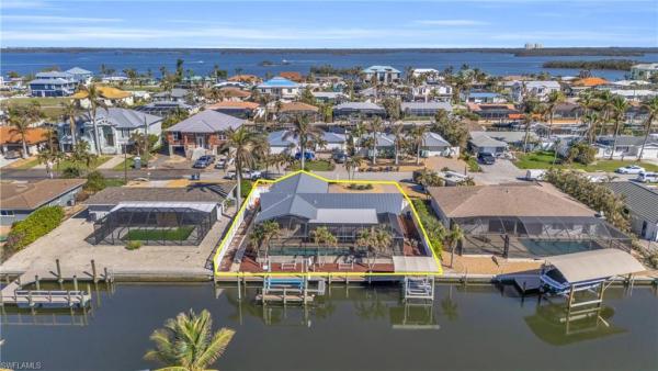 Fairview Isles, 6 Sunview Blvd, Fort Myers Beach, Florida 33931, image 1