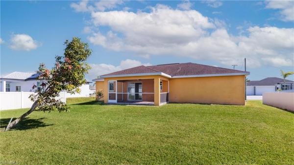 Cape Coral, 340 29th Pl, Cape Coral, Florida 33991, image 1