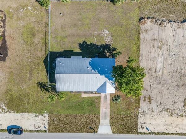 Cape Coral Residential, 2017 15th Pl, Cape Coral, Florida 33909, image 2
