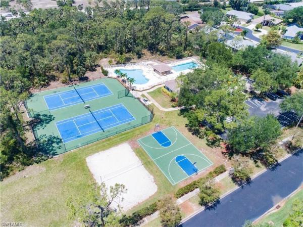 Briarwood, 1309 Briarwood Ct, Naples, Florida 34104, image 2