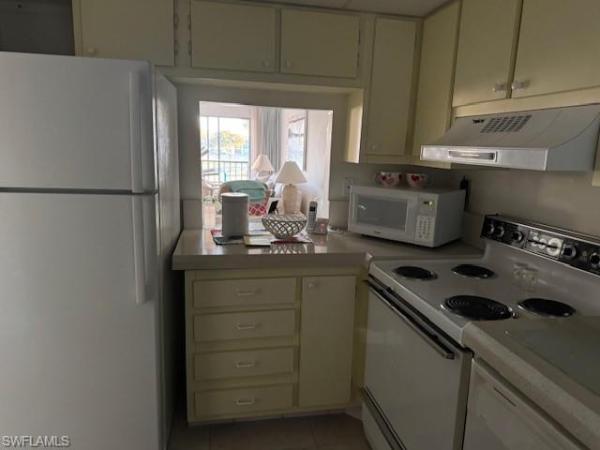 13 N High Point Cir #206, Naples, Florida 34103, image 1